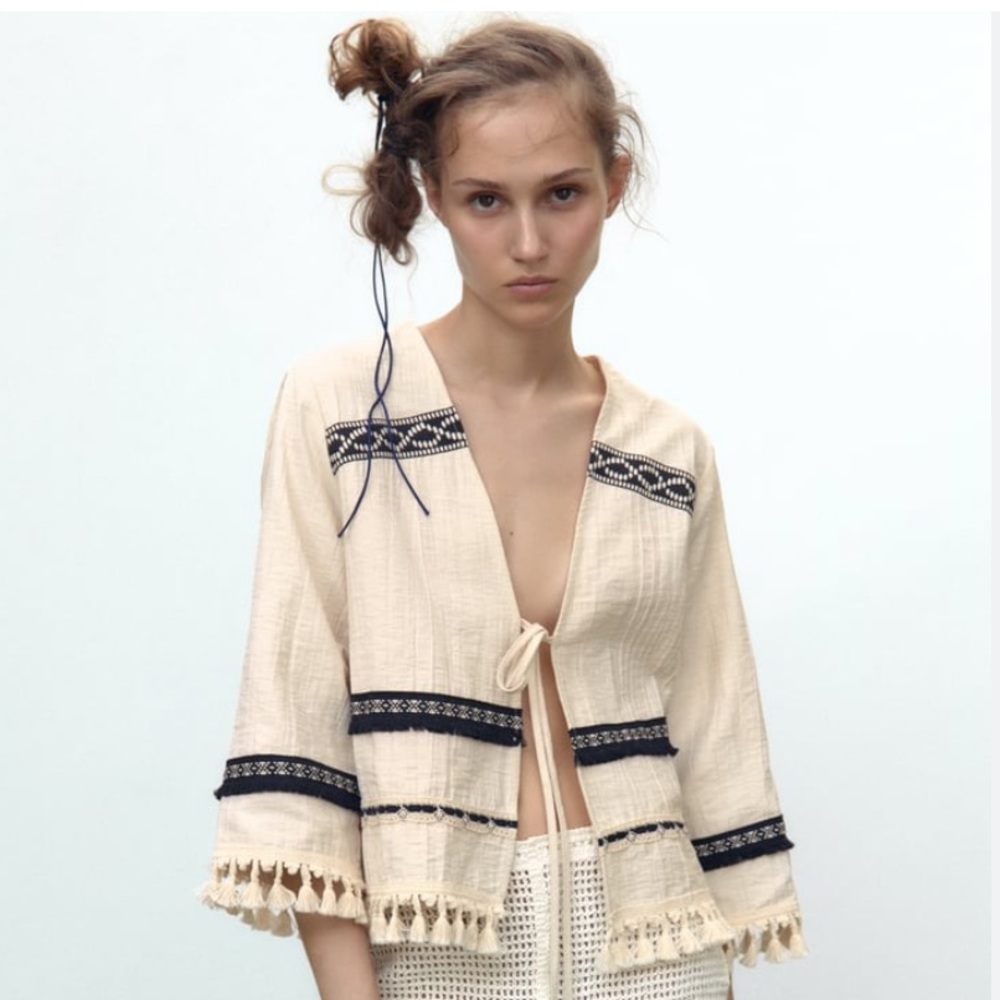 NWOT Zara Fringe Embroidered Open Top